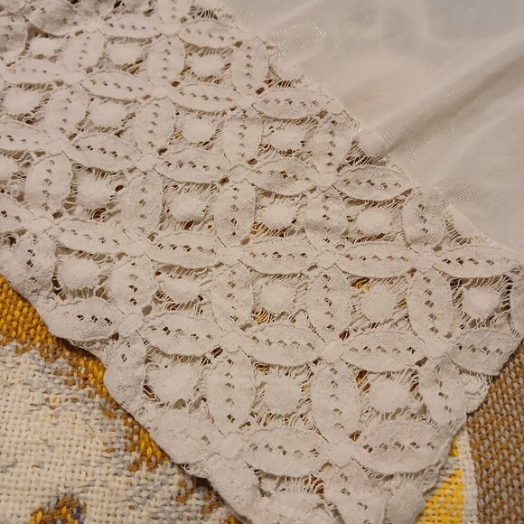 Knitworks Girls Medium M 10/12 Off White Sheer & Flower Patterned Camisole Cami - Picture 10 of 11